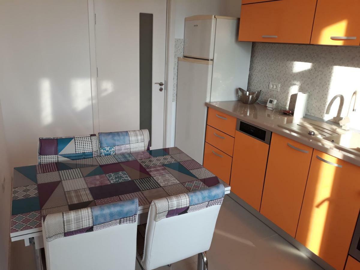 Apartament 3 Camere Constanta Bagian luar foto