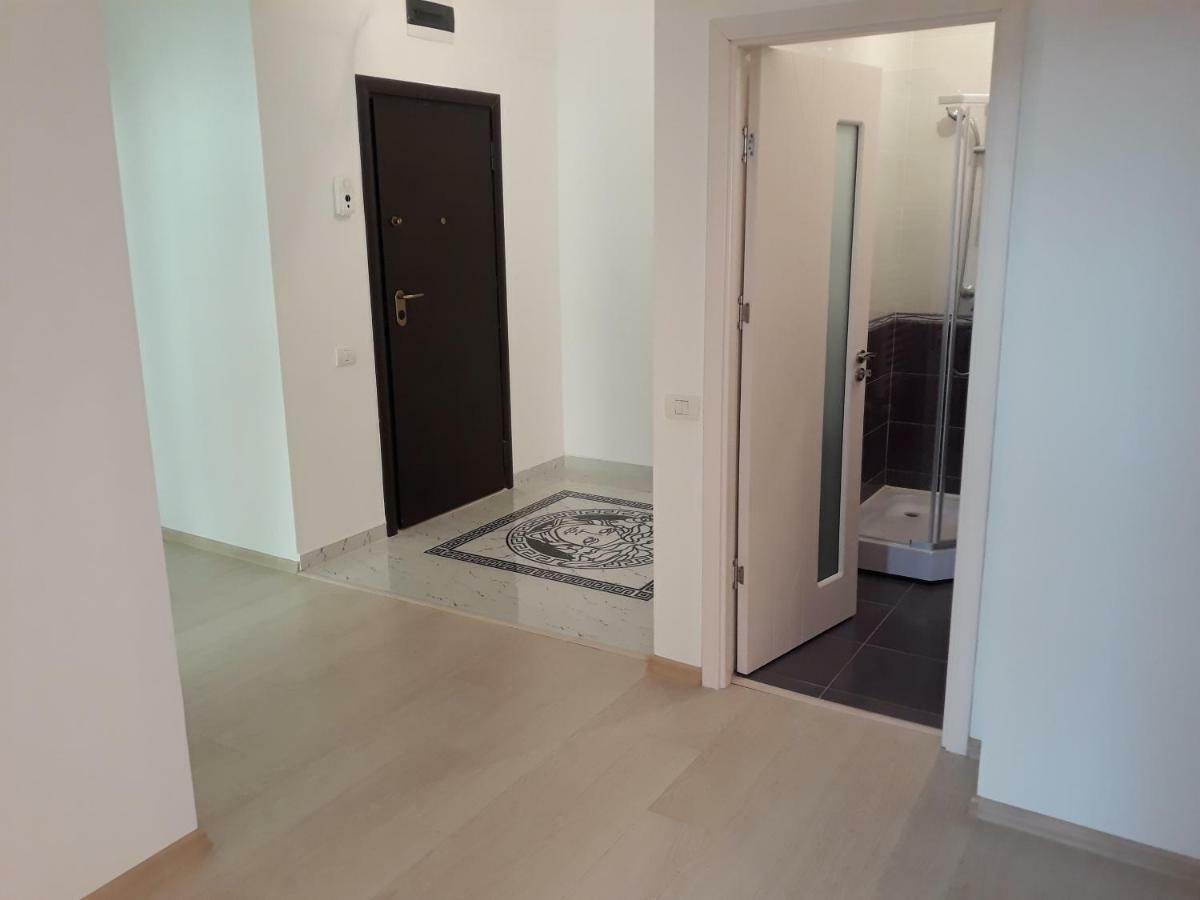 Apartament 3 Camere Constanta Bagian luar foto